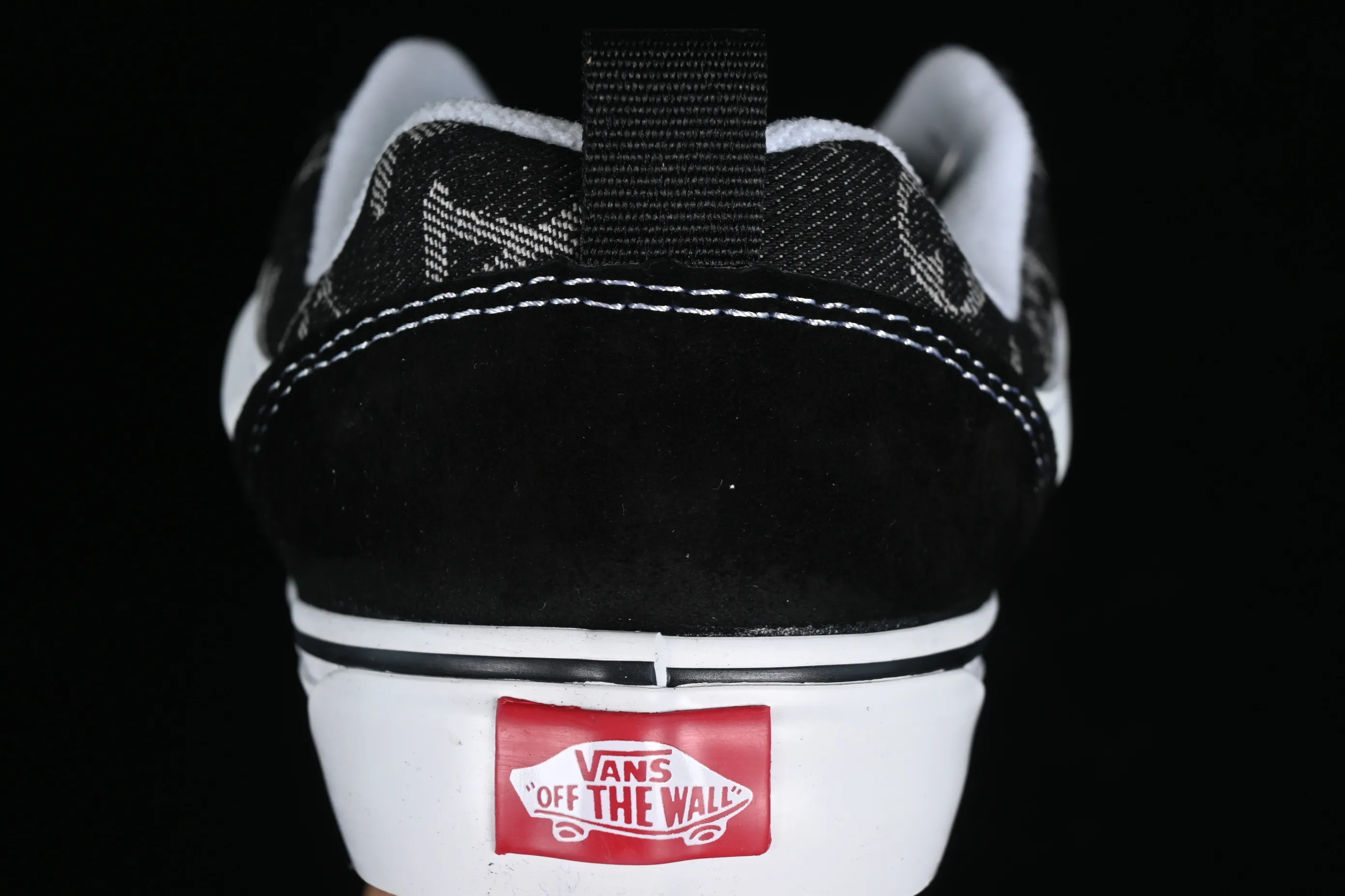 All categories Vans Vans series Vans Low Vans low-top Vans Knu-Skool high-end customized joint denim presbyopic bread shoes VN0009QC6BT